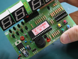 IC（28pin）取り付け