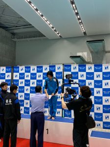 大山花さんの表彰式の様子