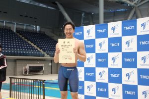 男子100mﾊﾞﾀﾌﾗｲ優勝